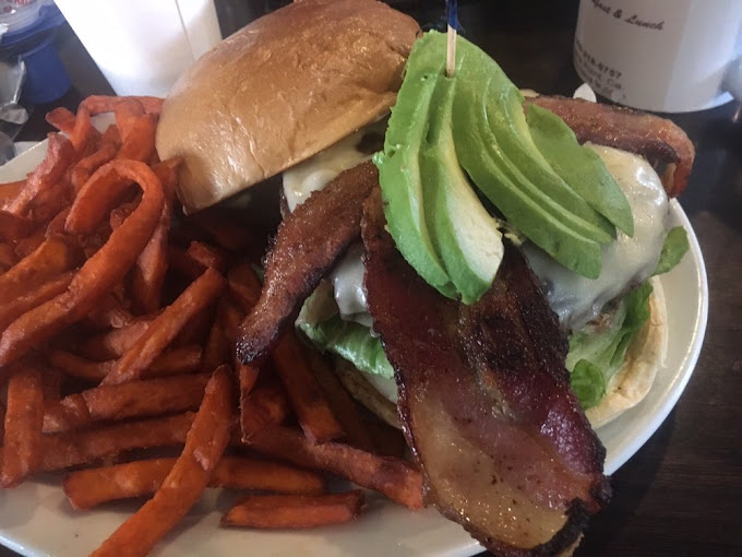 Bacon Avocado Burger